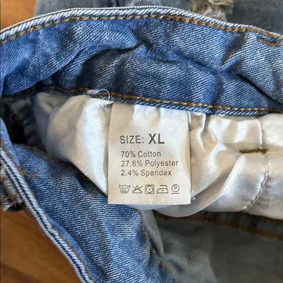 Source Unknown Ripped Blue Jean Shorts - Picture 4 of 5